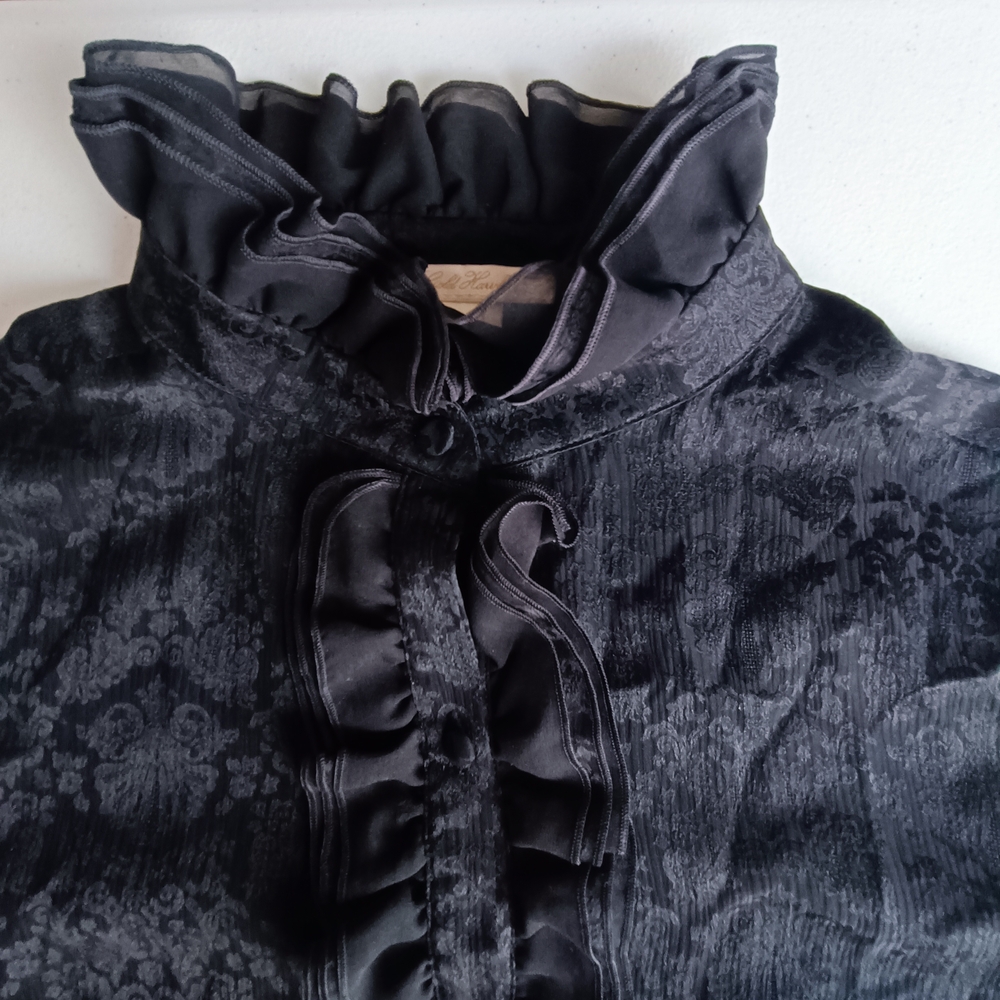 Gold Hawk Y2K Vintage Victorian Elegant Black Ruffled Silk Jaccard Blouse Size S